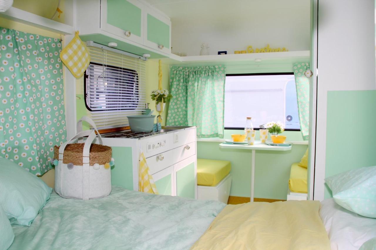 Het Caravannetje B&B - Retro Glamping Leidschendam Zewnętrze zdjęcie